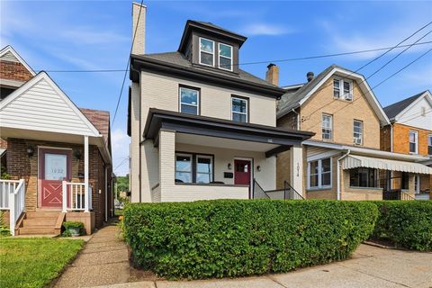 Photo of 1014 Melrose Ave, Ambridge, PA 15003 (MLS # 1763444)