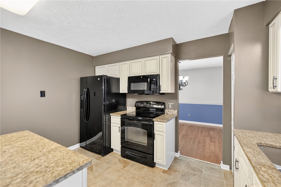 142 Stratford Ct