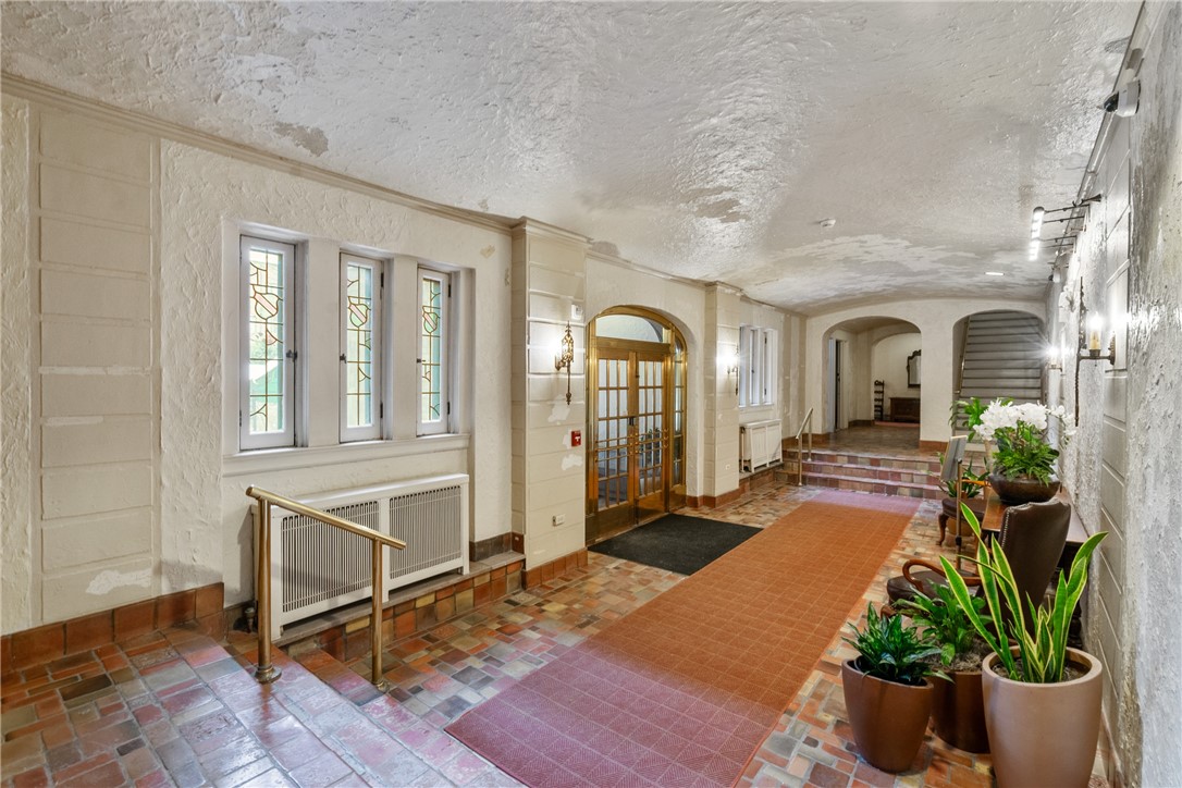 166 N Dithridge St #5L, Oakland, Pennsylvania image 5