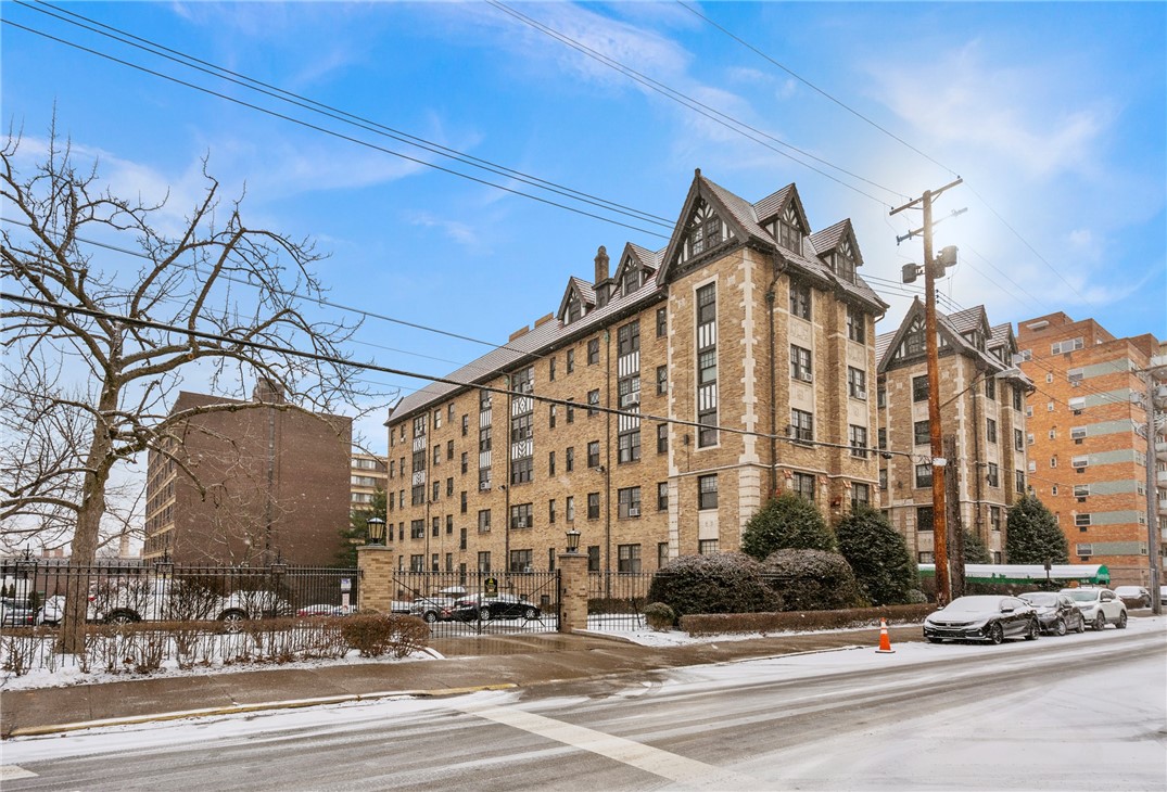 166 N Dithridge St #5L, Oakland, Pennsylvania image 2
