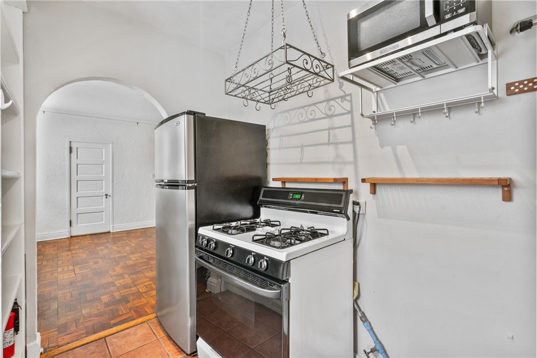 166 N Dithridge St #5L, Oakland, Pennsylvania image 17
