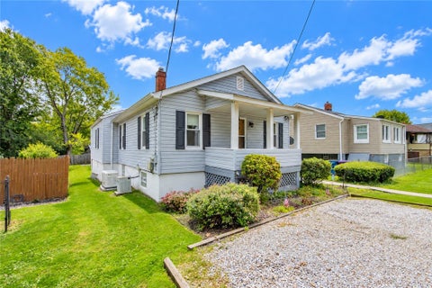 Homes For Sale - 133 Shady Ave Ave<br/> Plum Boro, PA 15068