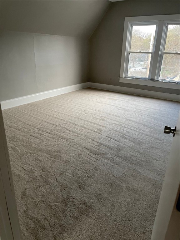 New Castle, Pennsylvania 16101, United States, 6 Bedrooms Bedrooms, ,4 BathroomsBathrooms,Residential,Active,153152