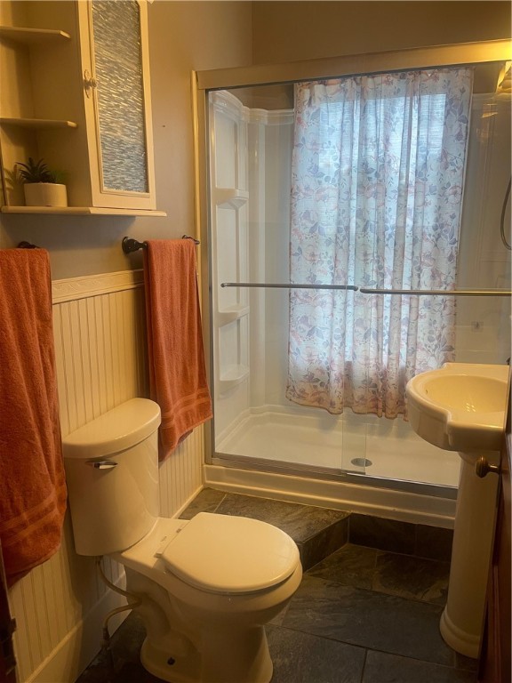 New Castle, Pennsylvania 16101, United States, 6 Bedrooms Bedrooms, ,4 BathroomsBathrooms,Residential,Active,153152