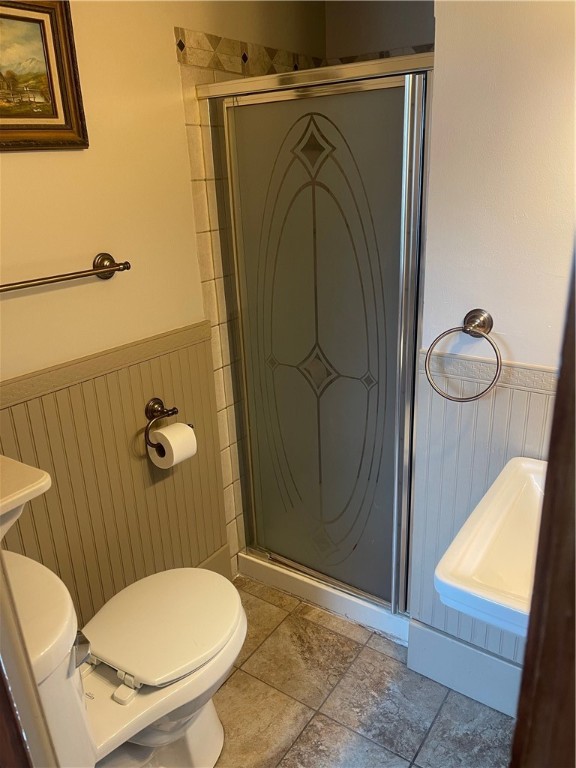 New Castle, Pennsylvania 16101, United States, 6 Bedrooms Bedrooms, ,4 BathroomsBathrooms,Residential,Active,153152