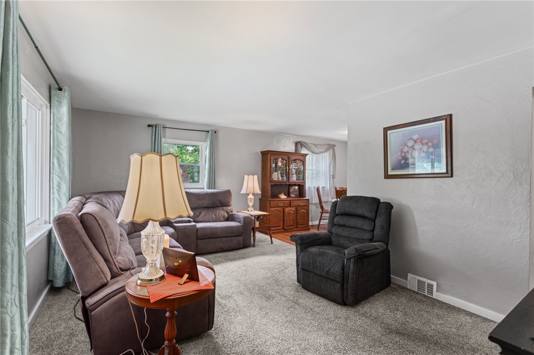 North Strabane, Pennsylvania 15330, United States, 2 Bedrooms Bedrooms, ,1 BathroomBathrooms,Residential,Contingent,135939