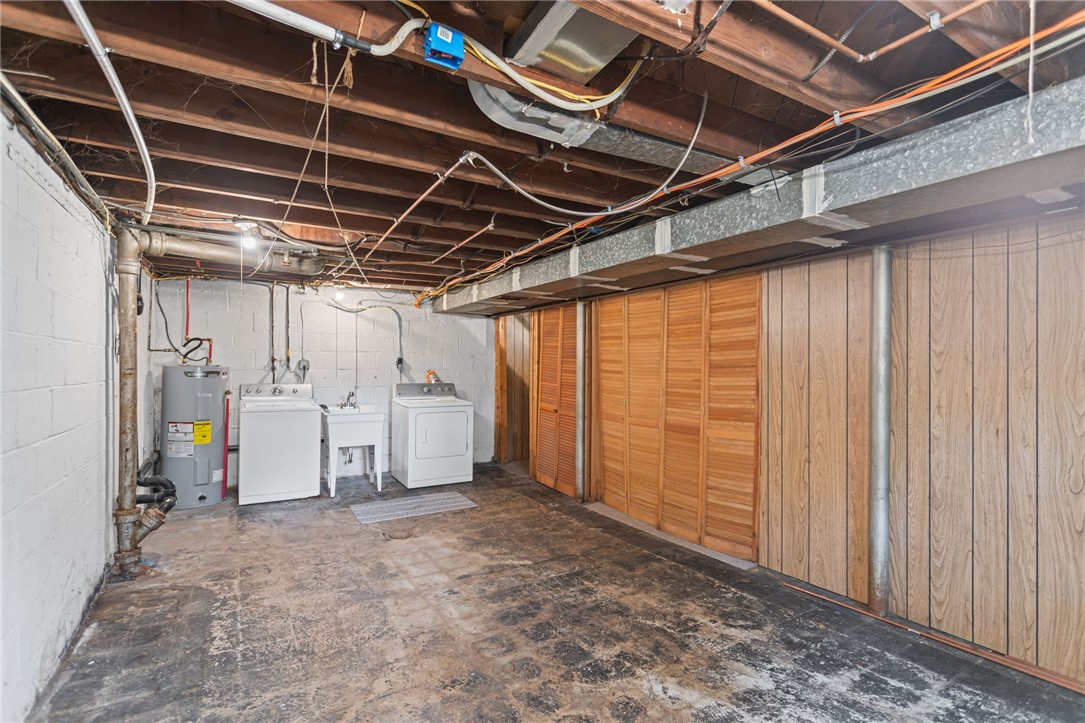 North Strabane, Pennsylvania 15330, United States, 2 Bedrooms Bedrooms, ,1 BathroomBathrooms,Residential,Contingent,135939