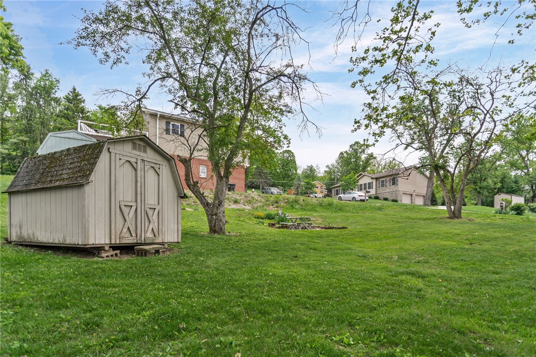 North Strabane, Pennsylvania 15330, United States, 2 Bedrooms Bedrooms, ,1 BathroomBathrooms,Residential,Contingent,135939