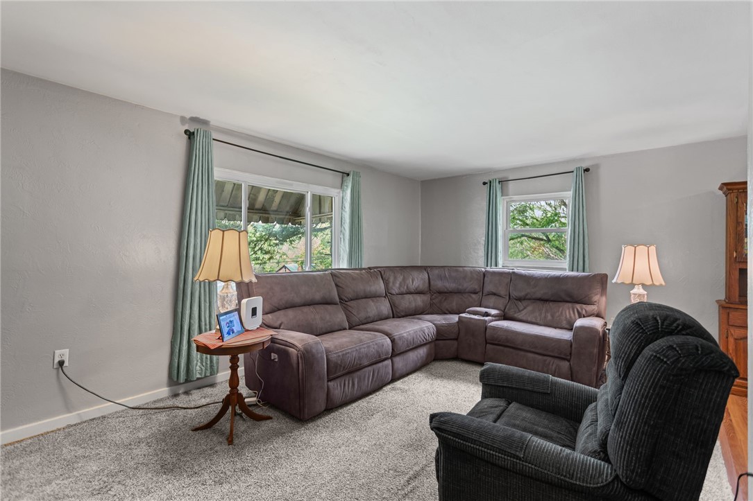 North Strabane, Pennsylvania 15330, United States, 2 Bedrooms Bedrooms, ,1 BathroomBathrooms,Residential,Contingent,135939