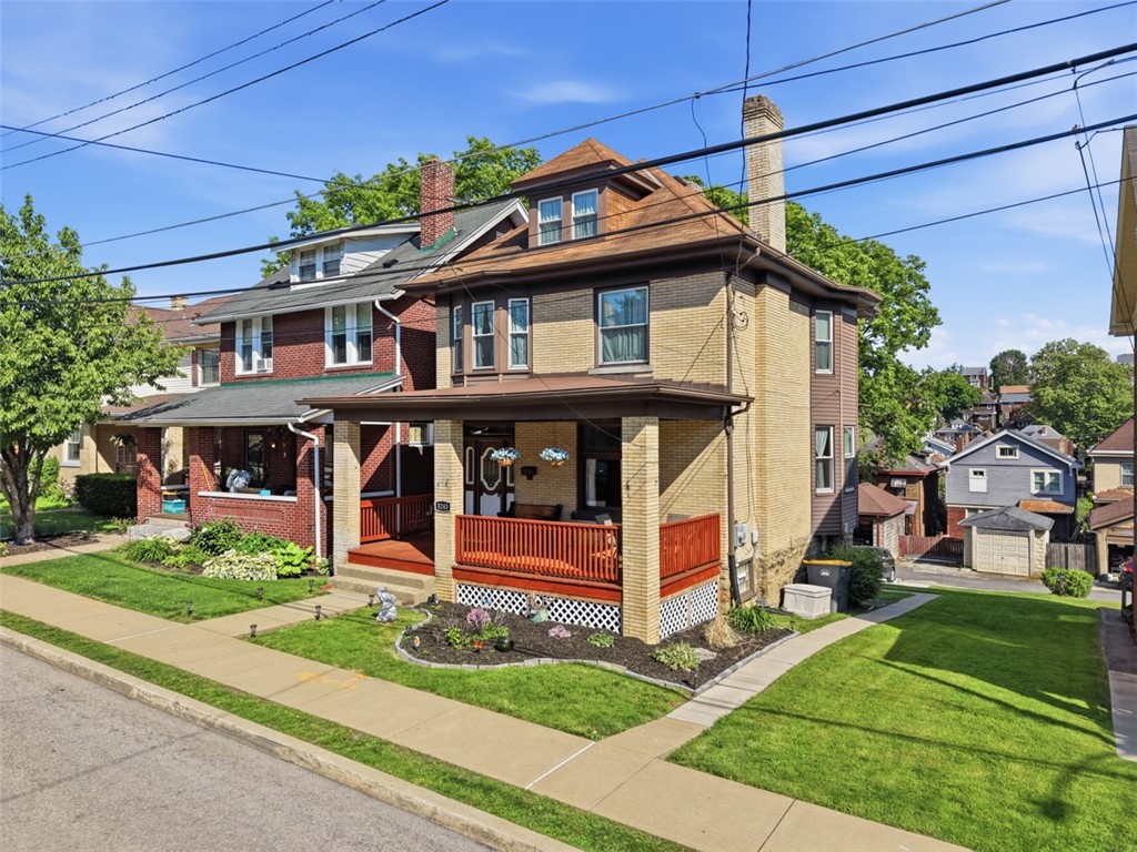 3243 Gaylord Ave