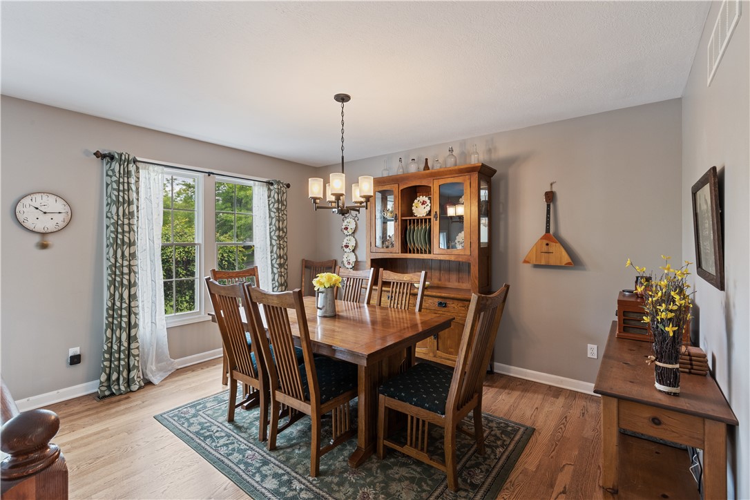 North Strabane, Pennsylvania 15317, United States, 3 Bedrooms Bedrooms, ,3 BathroomsBathrooms,Residential,Pending,135205