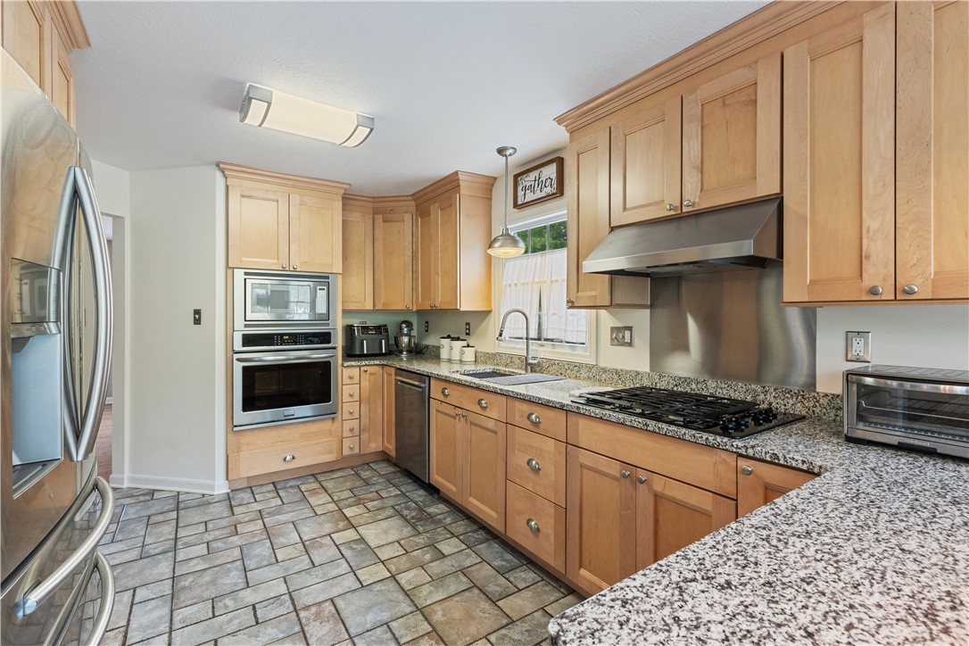 North Strabane, Pennsylvania 15317, United States, 3 Bedrooms Bedrooms, ,3 BathroomsBathrooms,Residential,Pending,135205