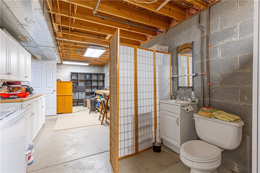 North Strabane, Pennsylvania 15317, United States, 3 Bedrooms Bedrooms, ,3 BathroomsBathrooms,Residential,Pending,135205