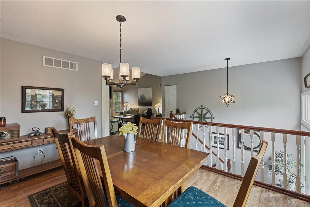 North Strabane, Pennsylvania 15317, United States, 3 Bedrooms Bedrooms, ,3 BathroomsBathrooms,Residential,Pending,135205