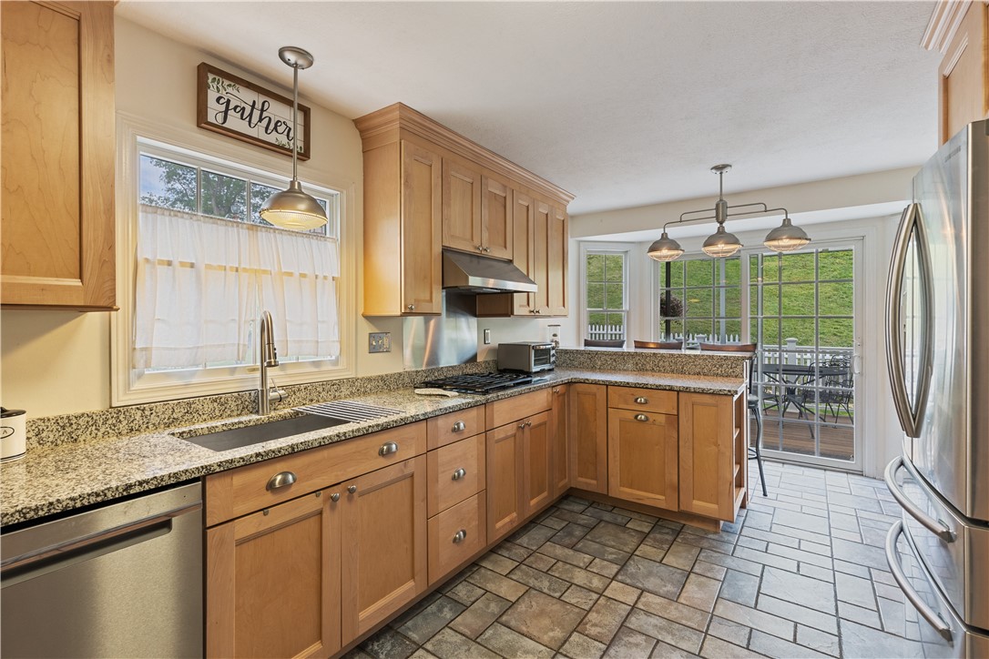 North Strabane, Pennsylvania 15317, United States, 3 Bedrooms Bedrooms, ,3 BathroomsBathrooms,Residential,Pending,135205