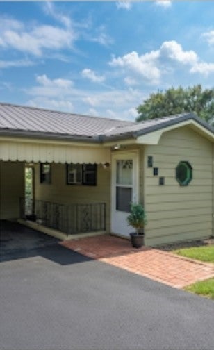 901 Skyline Dr
