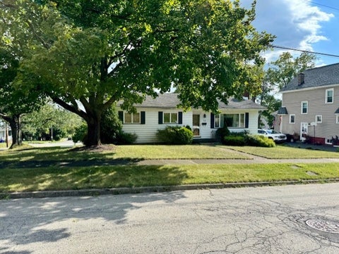 Photo for 126 E Edison Ave