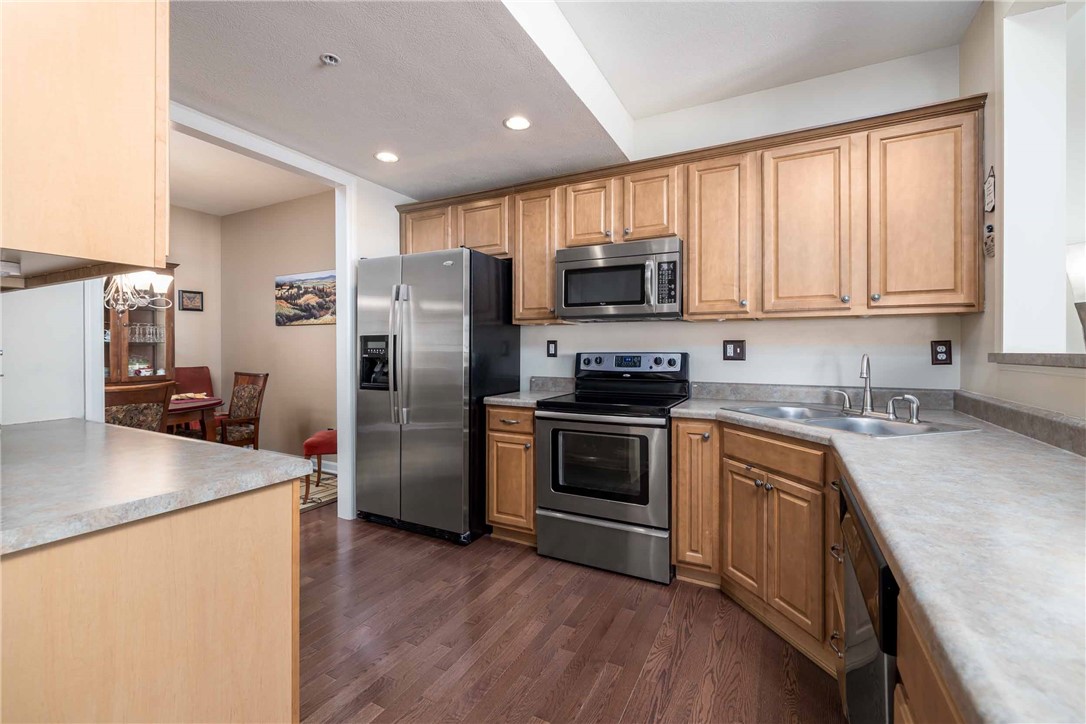 South Strabane, Pennsylvania 15301, United States, 3 Bedrooms Bedrooms, ,3 BathroomsBathrooms,Residential,Pending,482