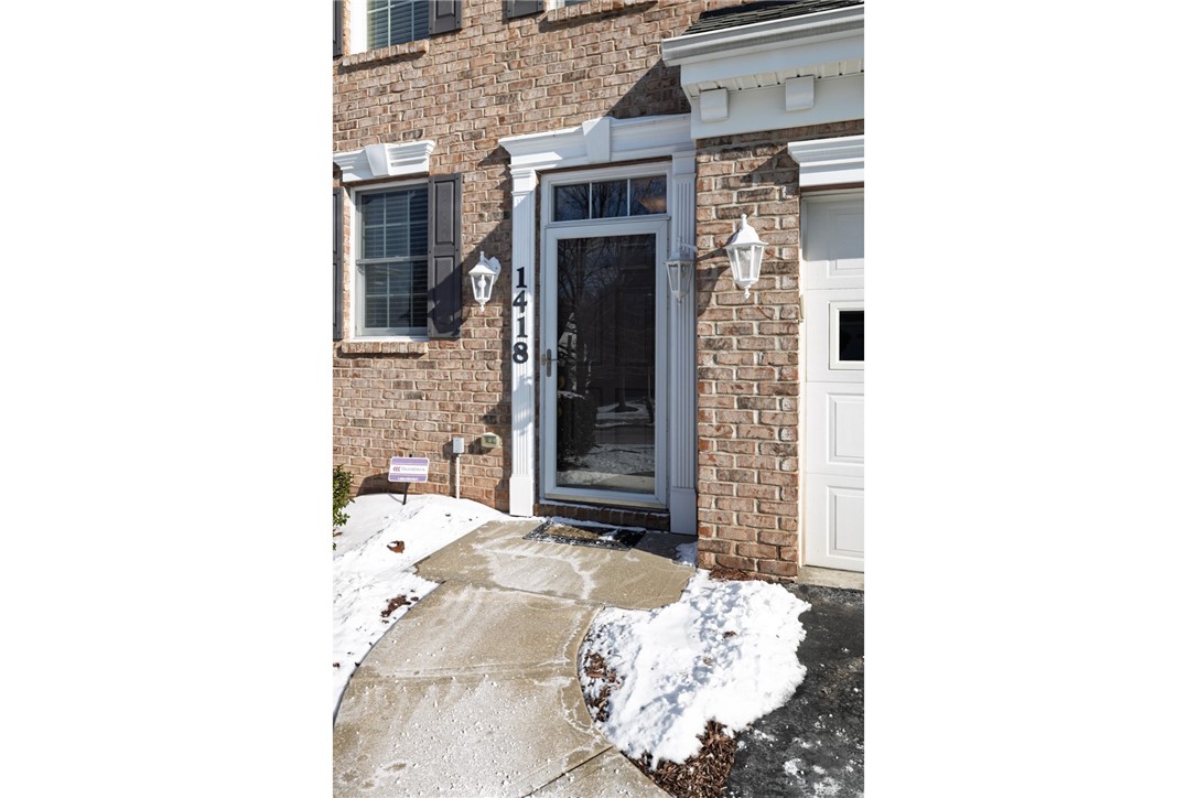 South Strabane, Pennsylvania 15301, United States, 3 Bedrooms Bedrooms, ,3 BathroomsBathrooms,Residential,Pending,482