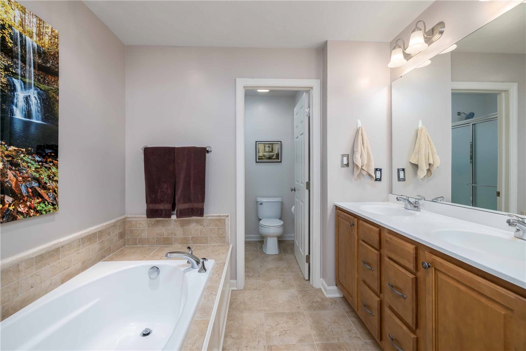 South Strabane, Pennsylvania 15301, United States, 3 Bedrooms Bedrooms, ,3 BathroomsBathrooms,Residential,Pending,482