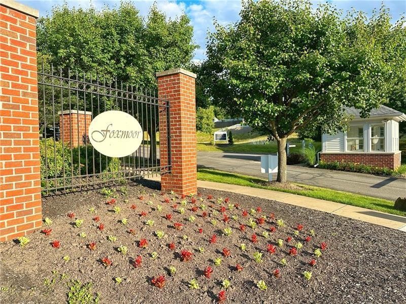 Cranberry Twp, Pennsylvania 16066, United States, 2 Bedrooms Bedrooms, ,2 BathroomsBathrooms,Residential,Active,234035