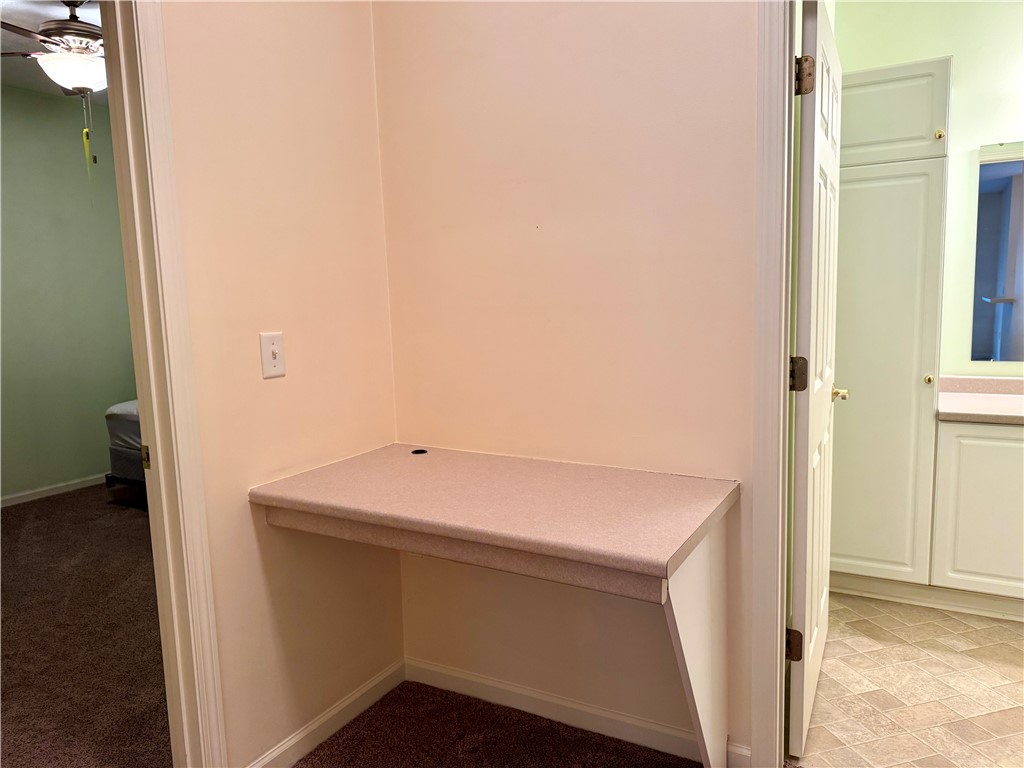 Cranberry Twp, Pennsylvania 16066, United States, 2 Bedrooms Bedrooms, ,2 BathroomsBathrooms,Residential,Active,234035