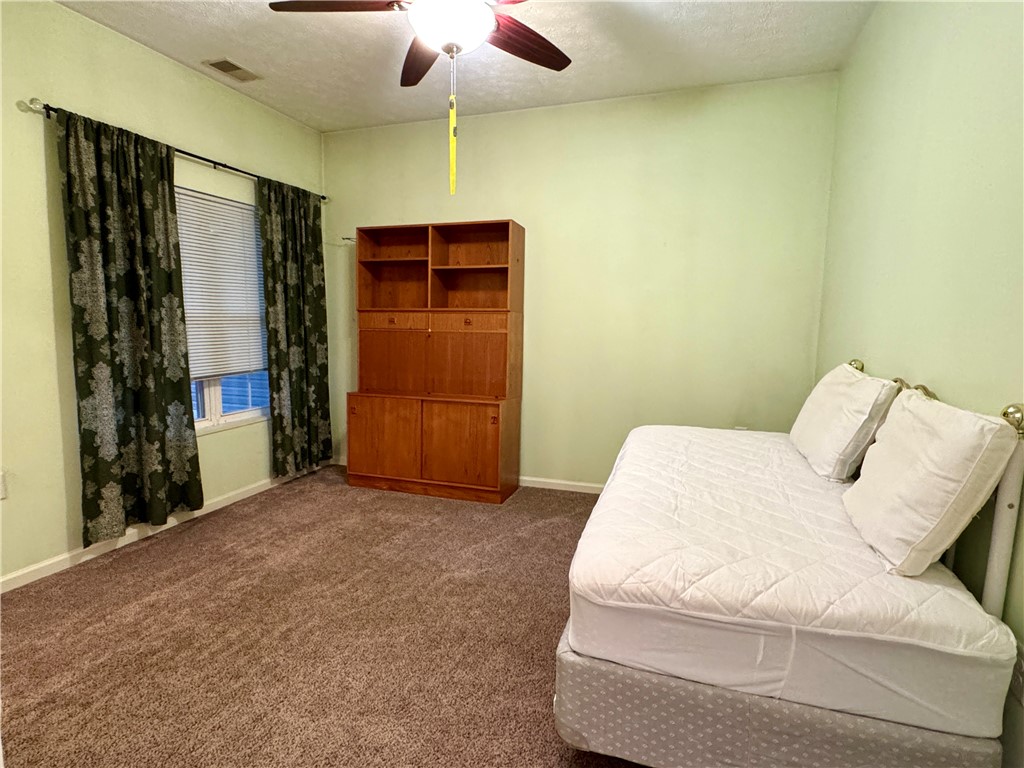 Cranberry Twp, Pennsylvania 16066, United States, 2 Bedrooms Bedrooms, ,2 BathroomsBathrooms,Residential,Active,234035