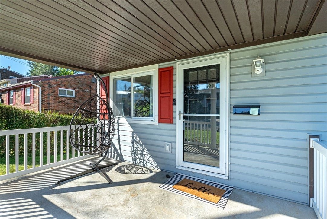 1565 Loretta Dr