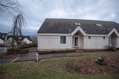 Photo of 15 Ridgemead Fields Dr, Verona, PA 15147 (MLS # 1737631)