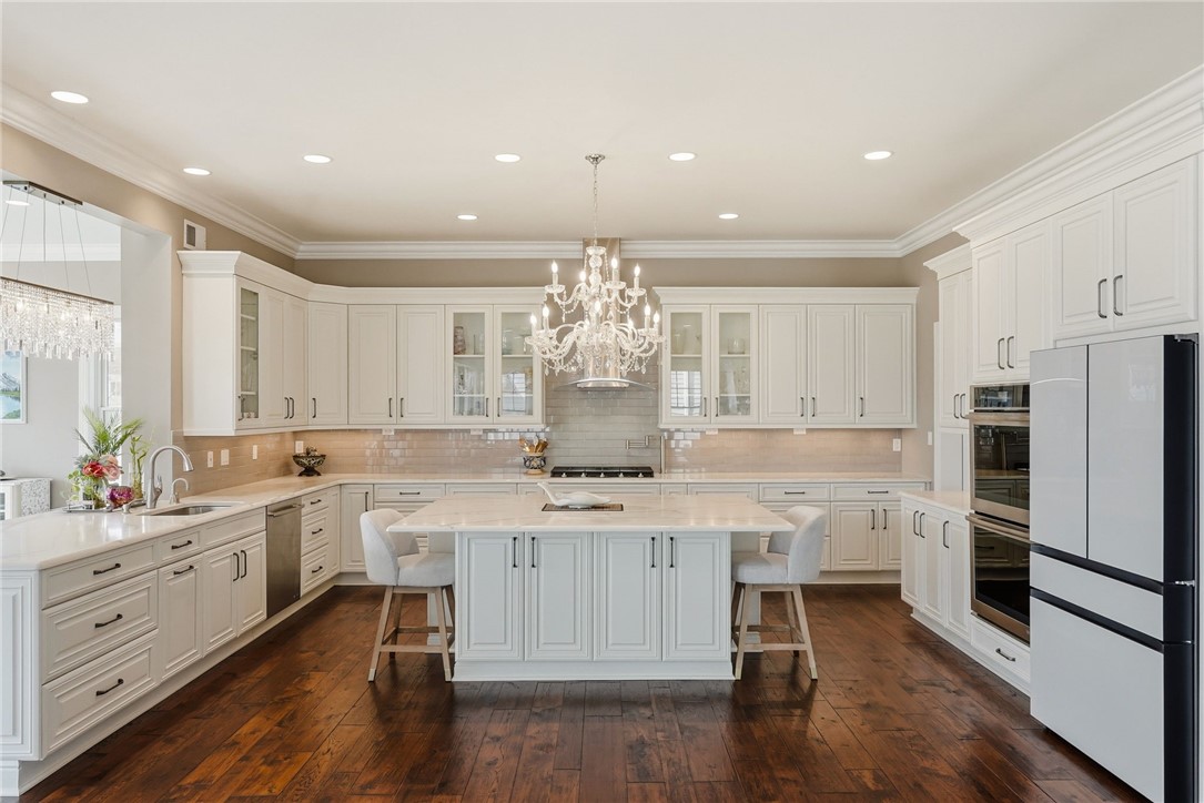 Pittsburgh, Pennsylvania, 15217, United States, 5 Bedrooms Bedrooms, ,5 BathroomsBathrooms,Residential,Active,2032459