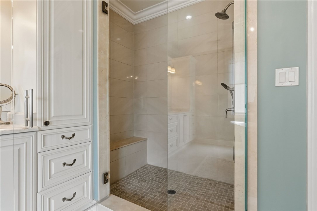 Pittsburgh, Pennsylvania, 15217, United States, 5 Bedrooms Bedrooms, ,5 BathroomsBathrooms,Residential,Active,2032459