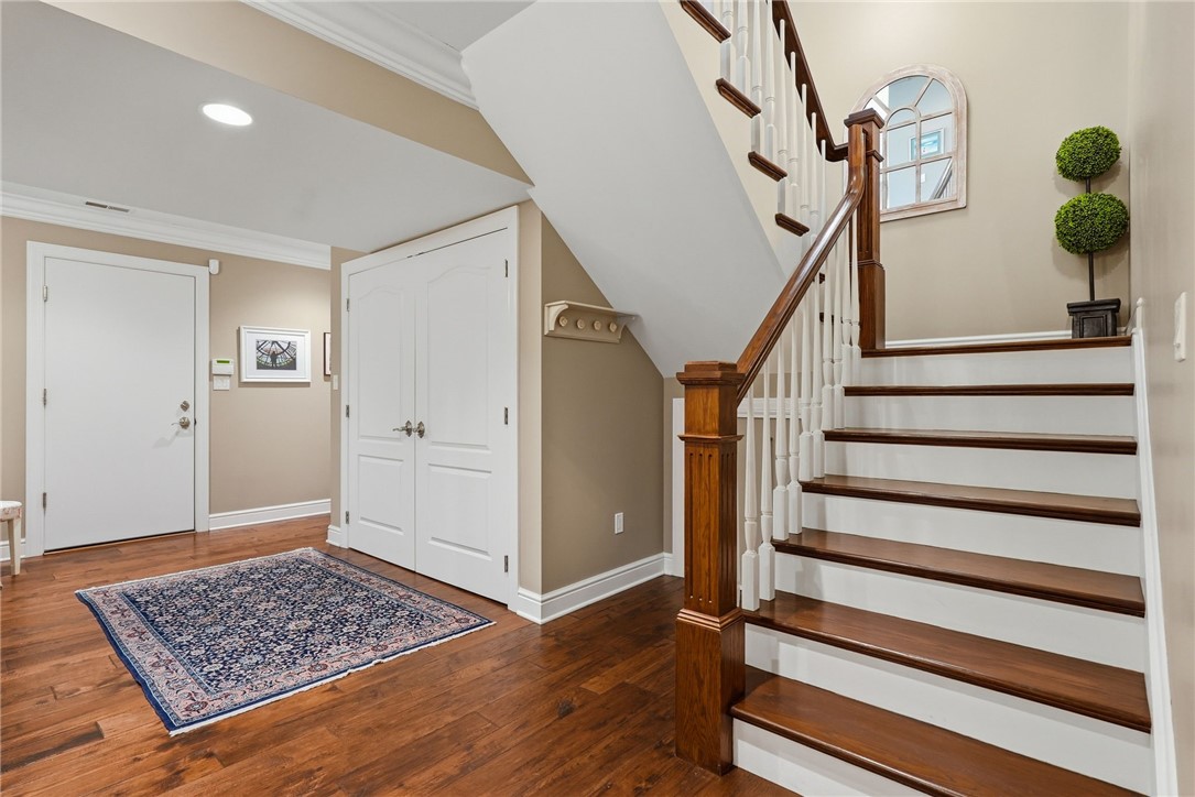 Pittsburgh, Pennsylvania, 15217, United States, 5 Bedrooms Bedrooms, ,5 BathroomsBathrooms,Residential,Active,2032459