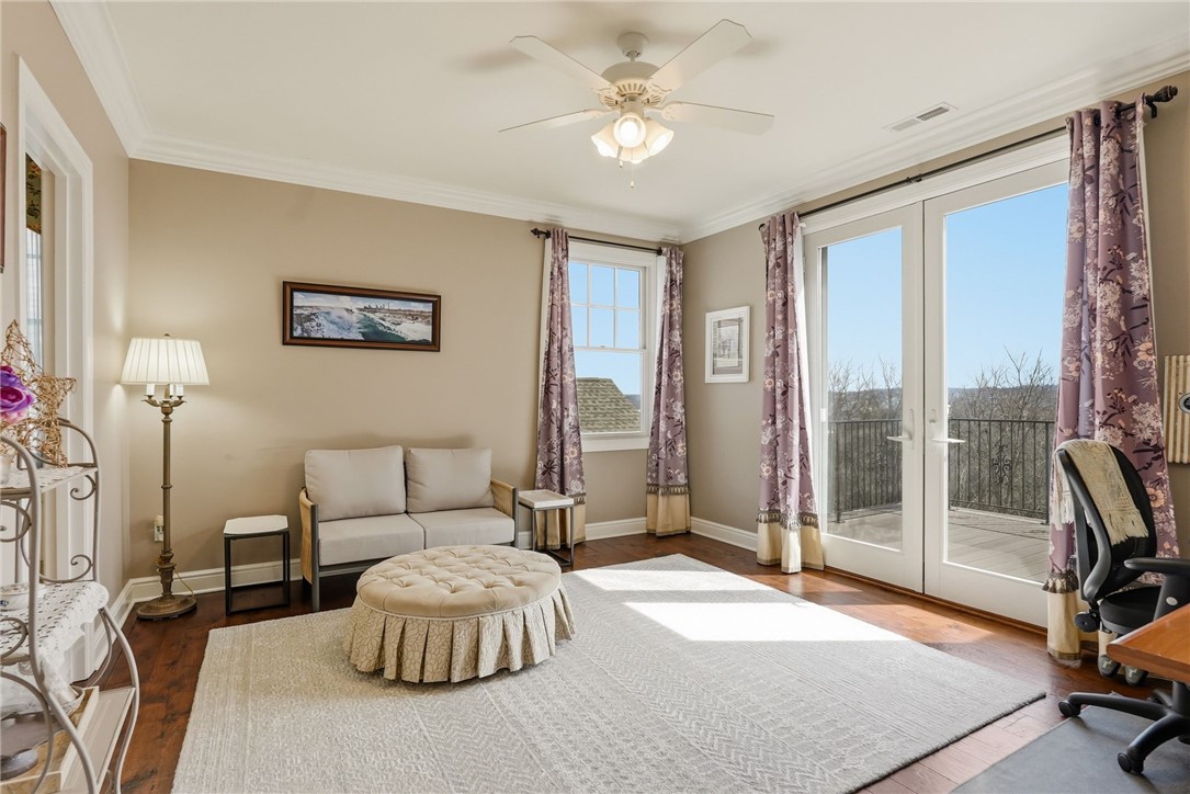Pittsburgh, Pennsylvania, 15217, United States, 5 Bedrooms Bedrooms, ,5 BathroomsBathrooms,Residential,Active,2032459