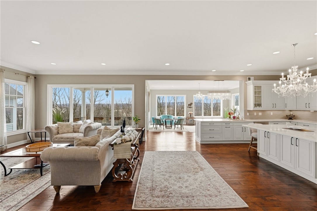 Pittsburgh, Pennsylvania, 15217, United States, 5 Bedrooms Bedrooms, ,5 BathroomsBathrooms,Residential,Active,2032459