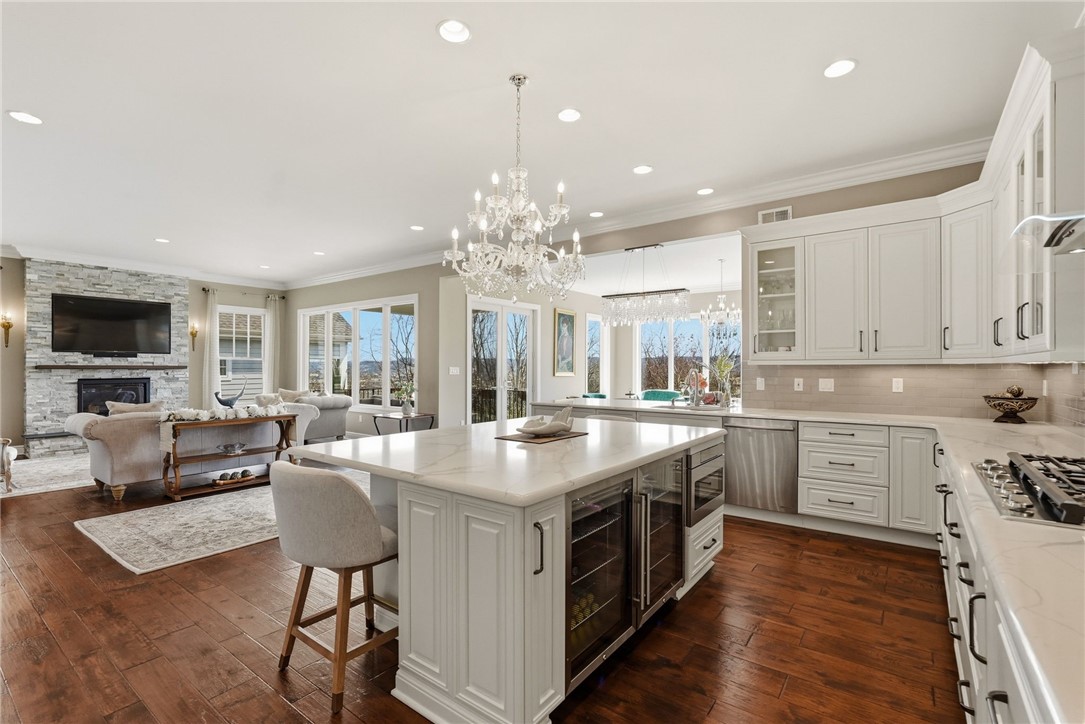 Pittsburgh, Pennsylvania, 15217, United States, 5 Bedrooms Bedrooms, ,5 BathroomsBathrooms,Residential,Active,2032459