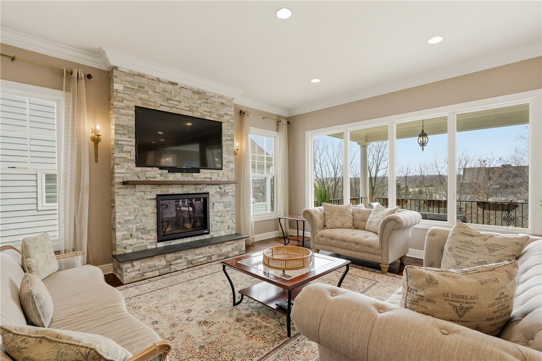 Pittsburgh, Pennsylvania, 15217, United States, 5 Bedrooms Bedrooms, ,5 BathroomsBathrooms,Residential,Active,2032459