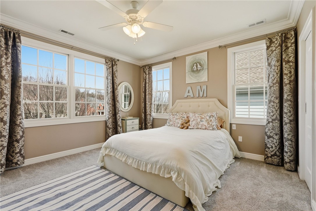 Pittsburgh, Pennsylvania, 15217, United States, 5 Bedrooms Bedrooms, ,5 BathroomsBathrooms,Residential,Active,2032459