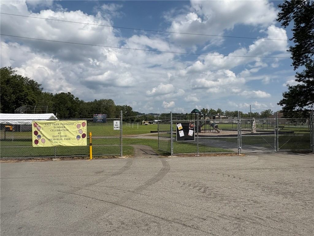 East Deer, Pennsylvania 15030, United States, 2 Bedrooms Bedrooms, ,2 BathroomsBathrooms,Residential,Active,193450