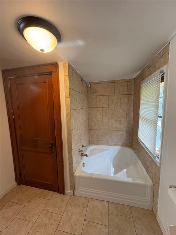 East Deer, Pennsylvania 15030, United States, 2 Bedrooms Bedrooms, ,2 BathroomsBathrooms,Residential,Active,193450