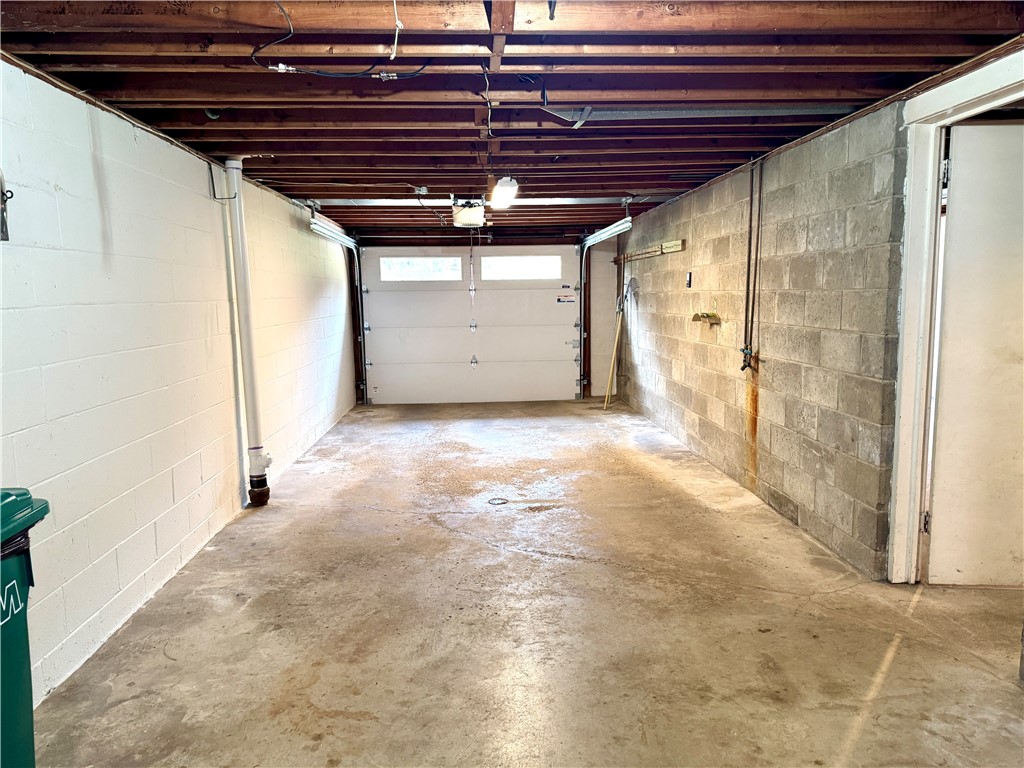 Butler, Pennsylvania 16002, United States, 3 Bedrooms Bedrooms, ,1 BathroomBathrooms,Residential,Active,219479