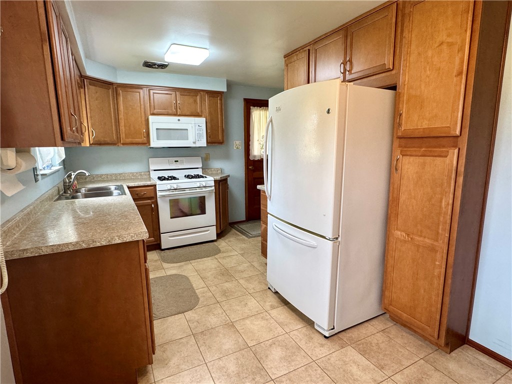 Butler, Pennsylvania 16002, United States, 3 Bedrooms Bedrooms, ,1 BathroomBathrooms,Residential,Active,219479