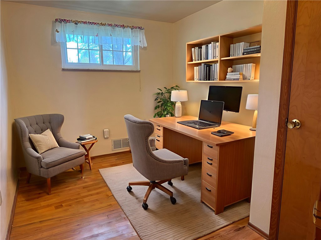 Butler, Pennsylvania 16002, United States, 3 Bedrooms Bedrooms, ,1 BathroomBathrooms,Residential,Active,219479