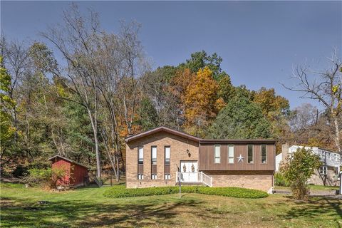 Photo of 3230 Tarr Hollow Rd, Murrysville, PA 15668 (MLS # 1726228)