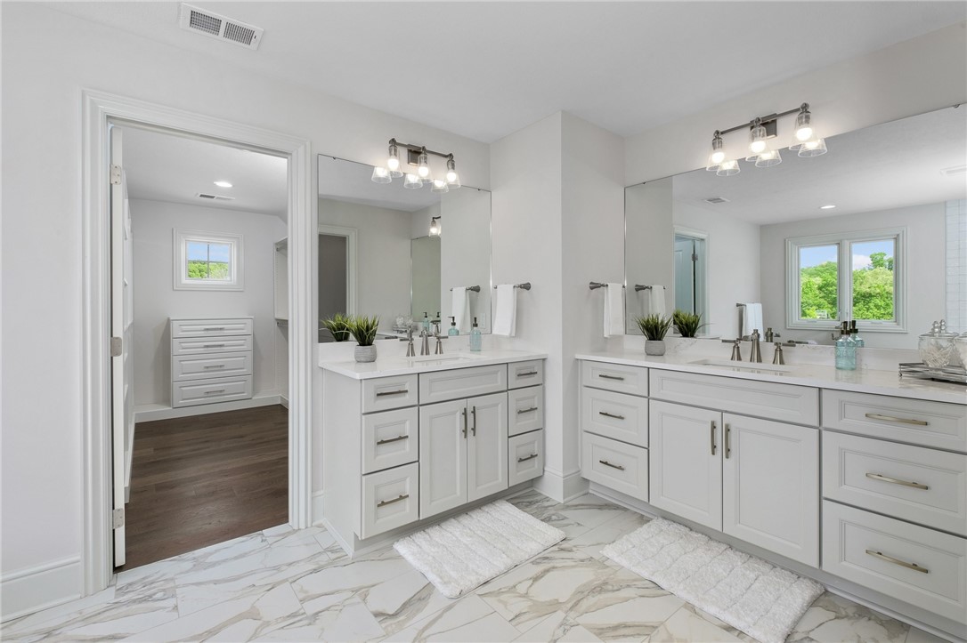 Marshall, Pennsylvania 15005, United States, 6 Bedrooms Bedrooms, ,6 BathroomsBathrooms,Residential,Active,199031