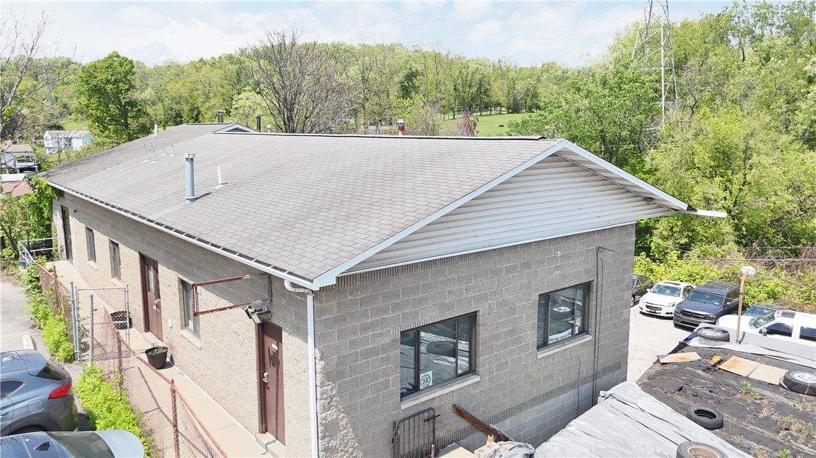700 Lebanon Rd. (885)