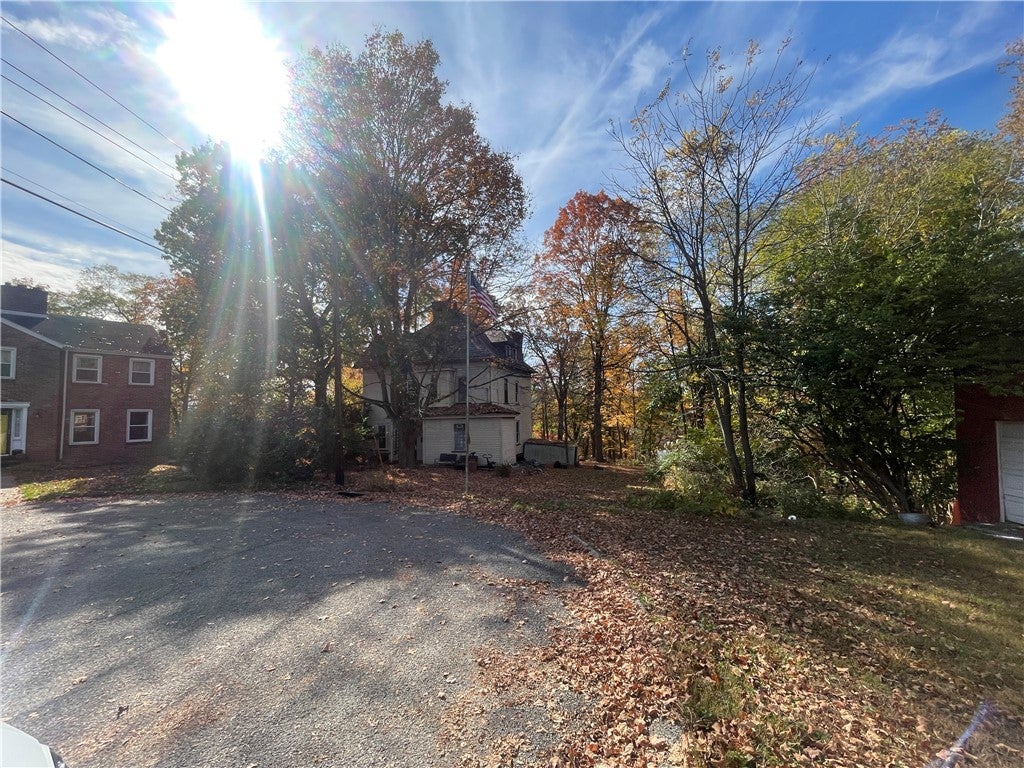 107 Red Bird Point Lane