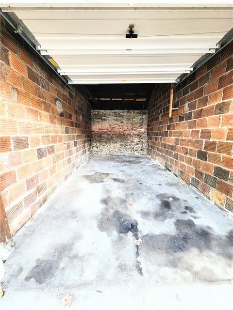 Photo for 40 Walnut St Garage 5