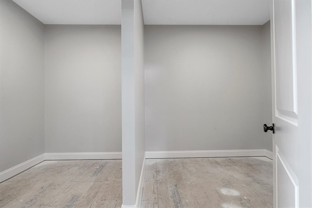 Cecil, Pennsylvania 15317, United States, 5 Bedrooms Bedrooms, ,4 BathroomsBathrooms,Residential,Active,230788