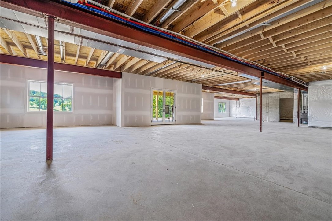 Cecil, Pennsylvania 15317, United States, 5 Bedrooms Bedrooms, ,4 BathroomsBathrooms,Residential,Active,230788