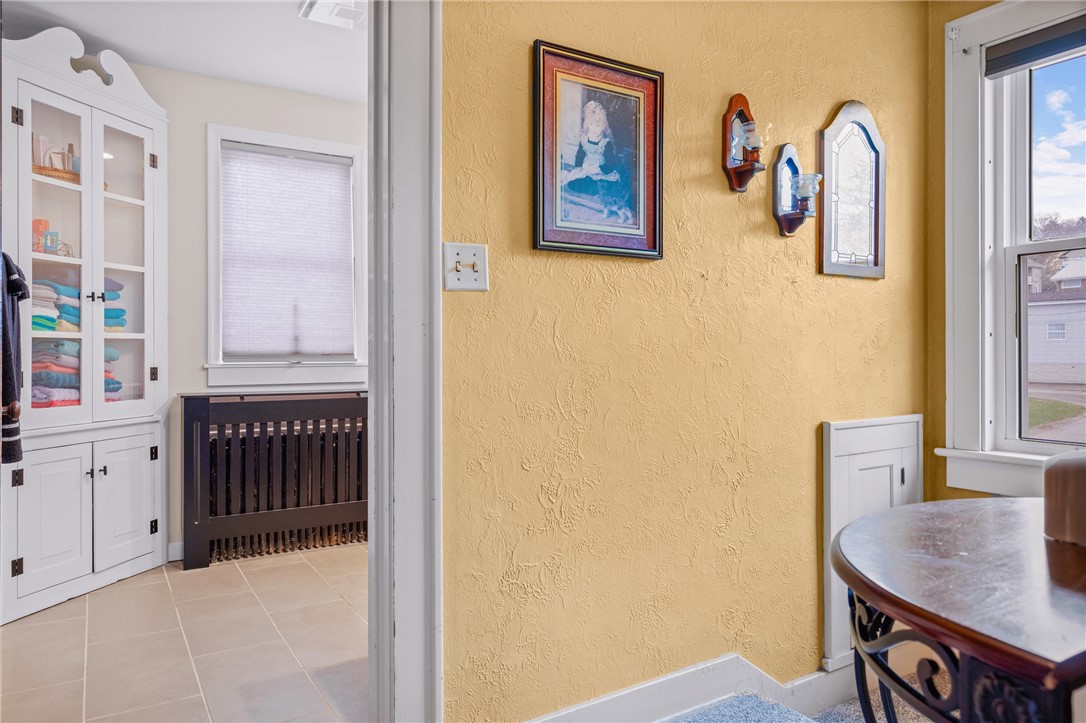 Salisbury, Pennsylvania 15558, United States, 3 Bedrooms Bedrooms, ,2 BathroomsBathrooms,Residential,Pending,100729